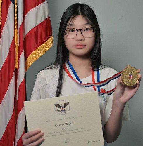 Olivia Wang，Glen Cove NY Branch President