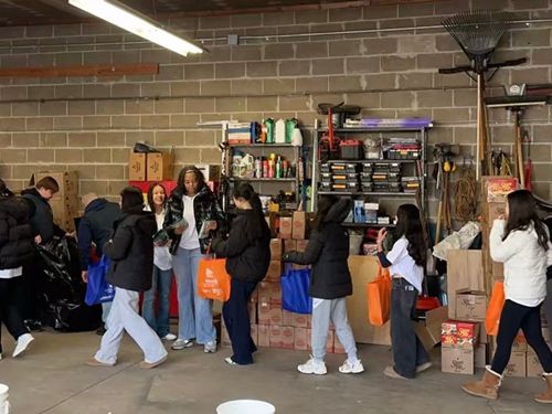 Thanksgiving Turkey Drive with Rotary Club