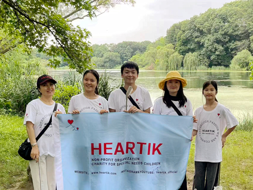Community Cleanup at Oakland Lake Led by HEARTIK Members 06/27